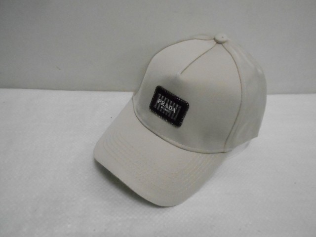  Бейсболка PRADA