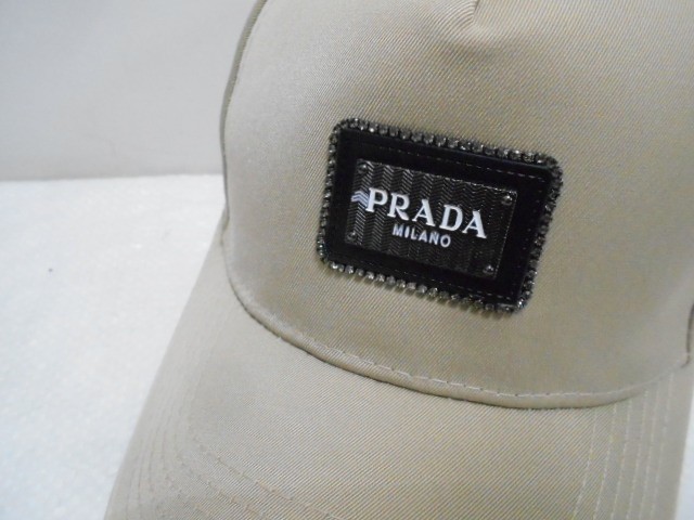  Бейсболка PRADA