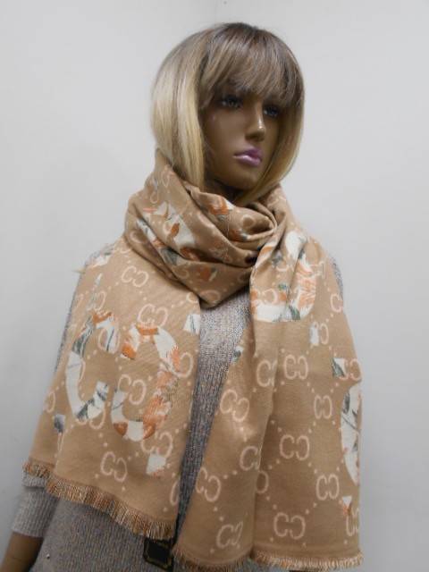  Гучи палантин