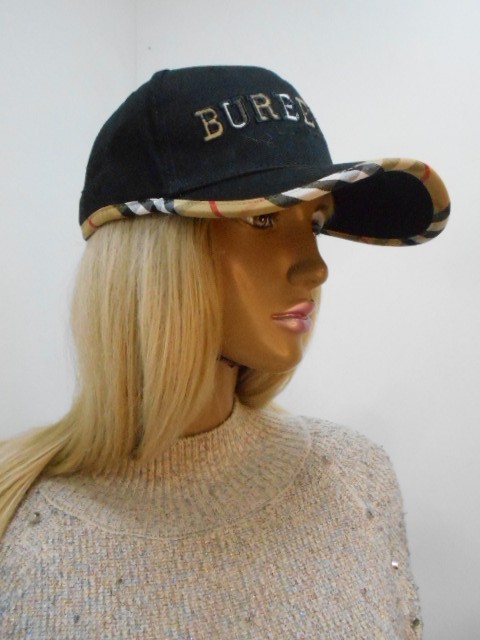  Бейсболка Барбари