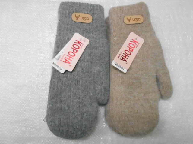  варежки жен. UGG ангора