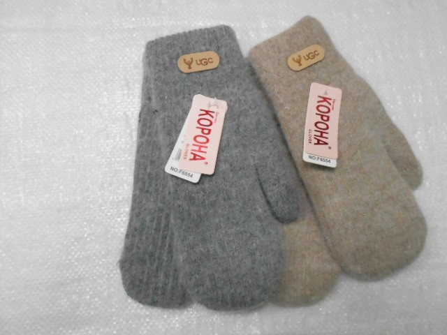  варежки жен. UGG ангора