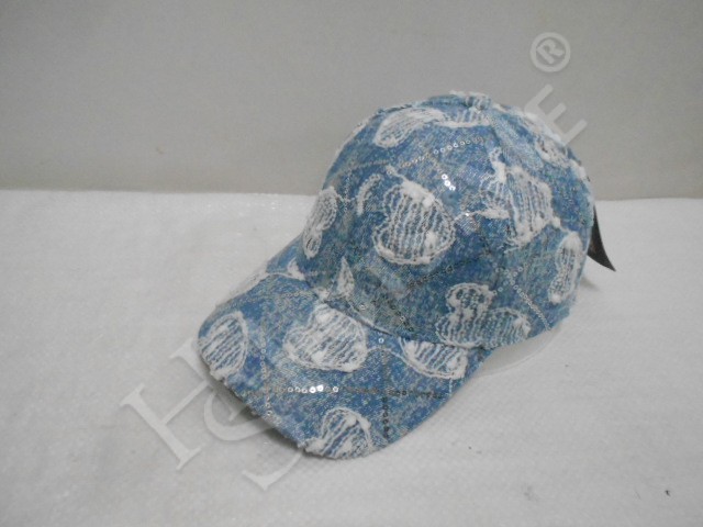  Бейсболка с пайетки