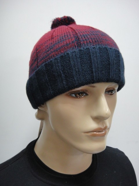   Элвис шапка помпон