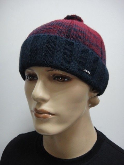   Элвис шапка помпон