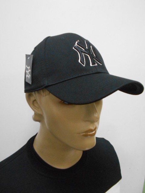  Бейсболка муж.