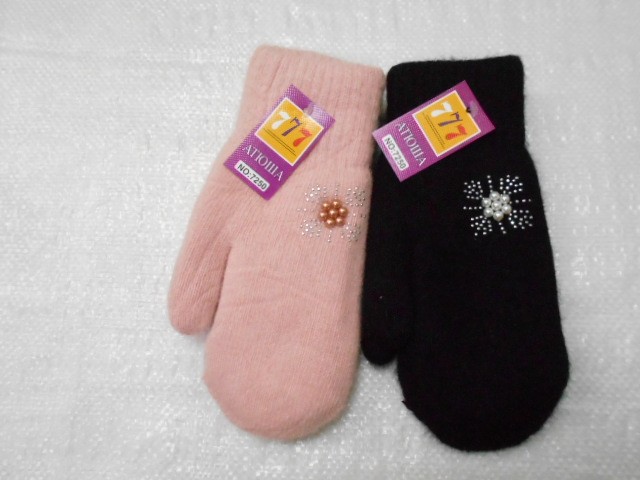  варежки жен. снежинка