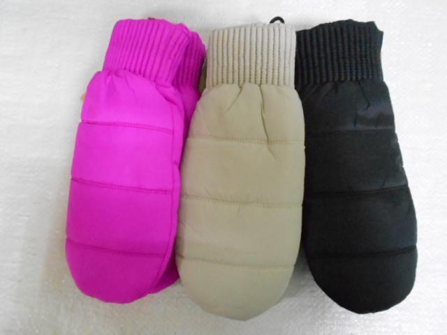  Варежки жен. плащёвка