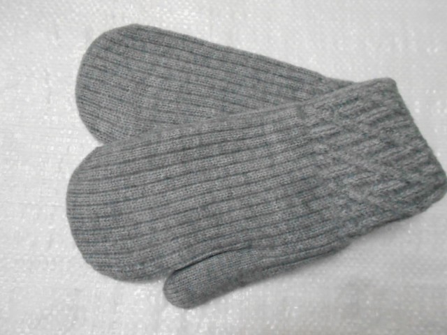  варежки жен. шерсть 