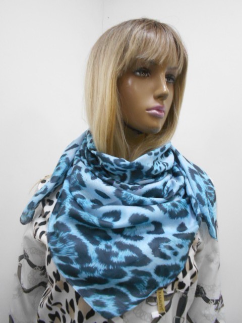 Тигровый принт платок