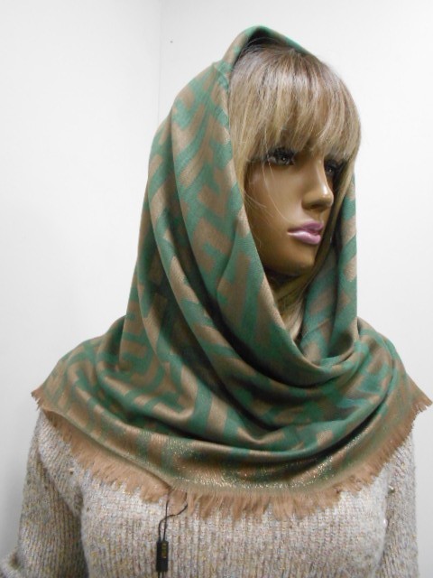  Fendi платок с люрексом