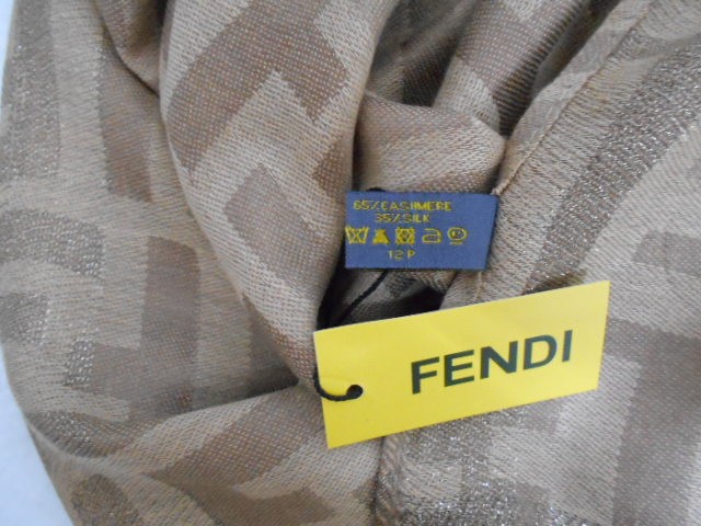  Fendi платок с люрексом
