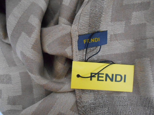  Fendi платок с люрексом