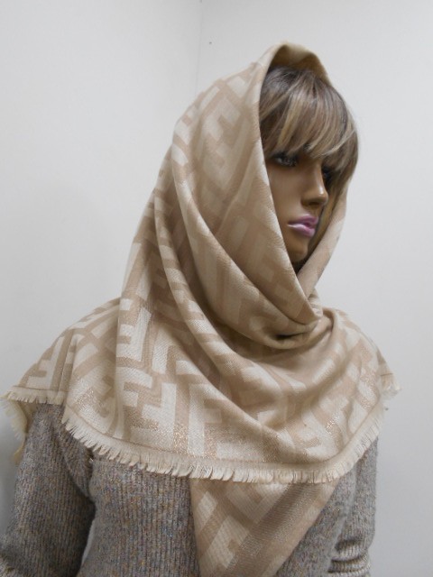  Fendi платок с люрексом