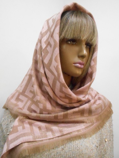  Fendi платок с люрексом