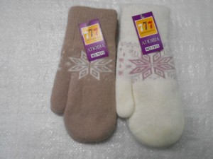  варежки жен. снежинки