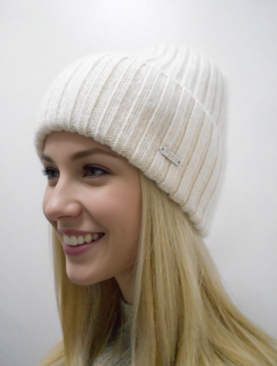   Фиона шапка шерсть енота