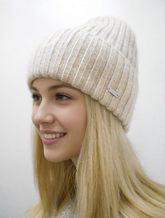   Фиона шапка шерсть енота