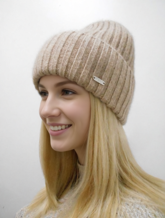   Фиона шапка шерсть енота