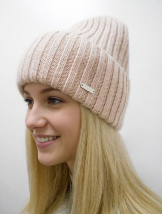   Фиона шапка шерсть енота