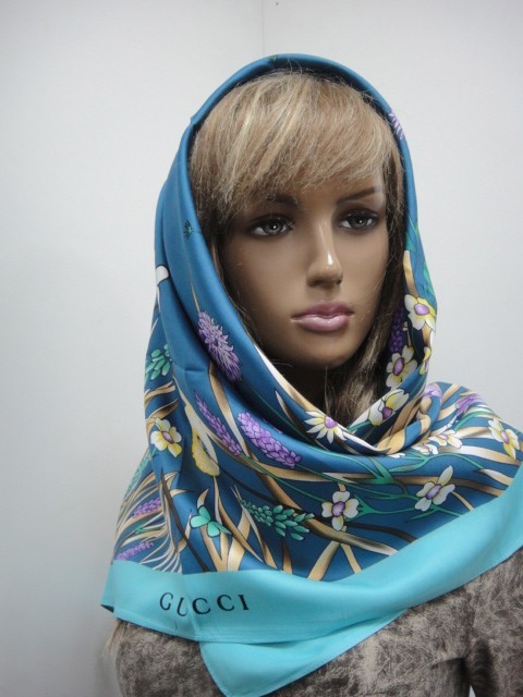 Гучи платок