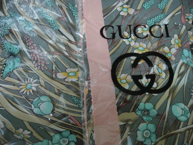 Гучи платок