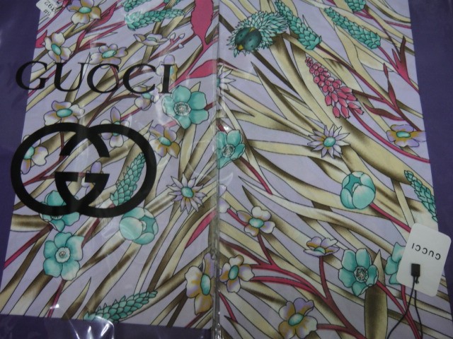 Гучи платок