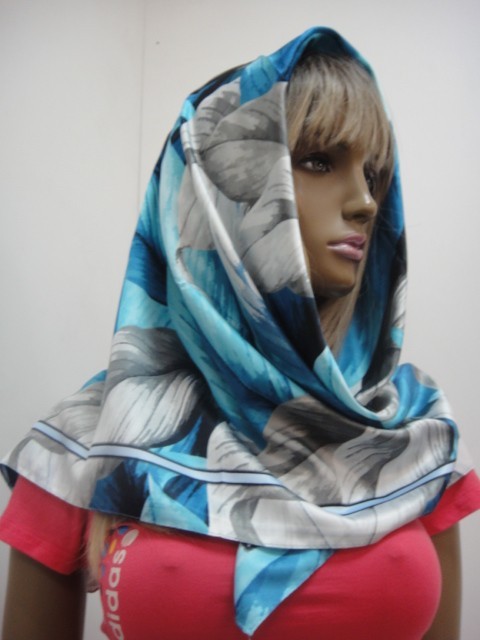  3D цветы платок