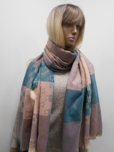  Гучи палантин