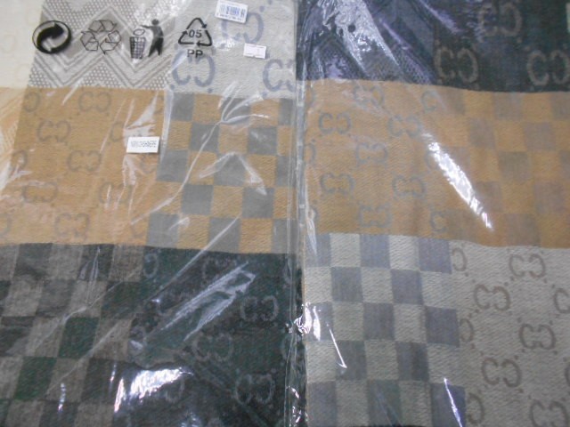  Гучи палантин