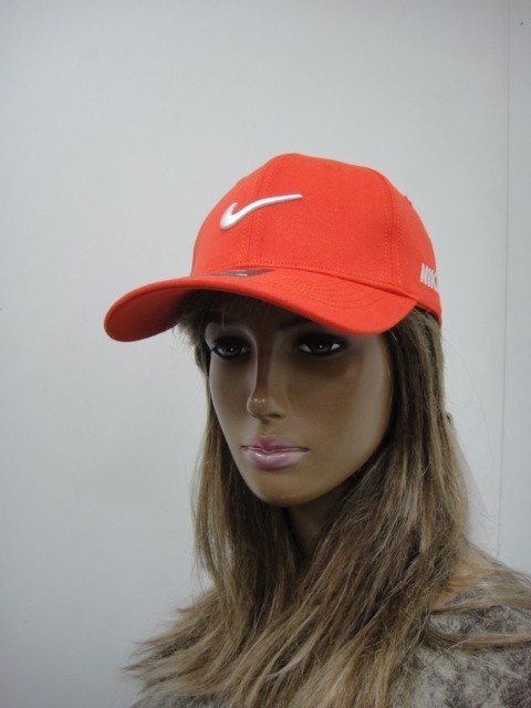 Бейсболка жен. N.