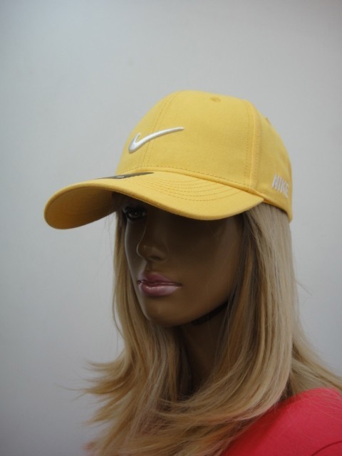 Бейсболка жен. N.