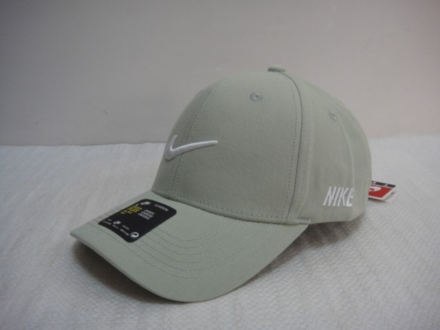 Бейсболка жен. N.