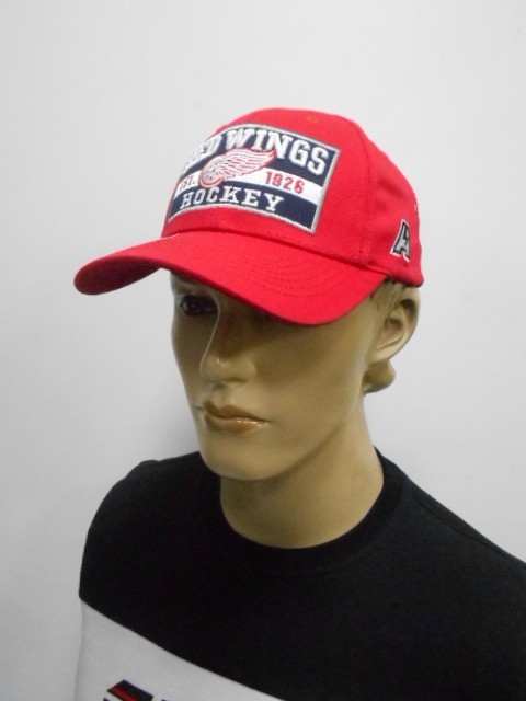  Бейсболка RED WINGS
