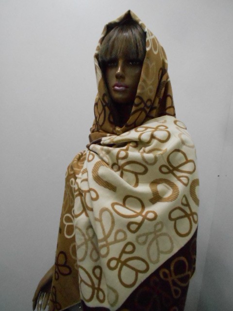  Loewe палантин