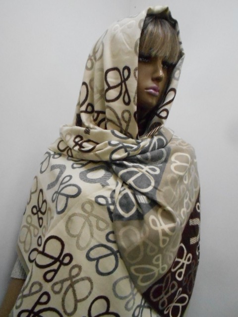  Loewe палантин